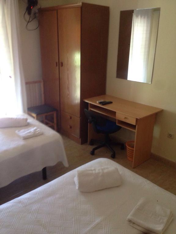Hostal Jose Luis Brunete Eksteriør billede
